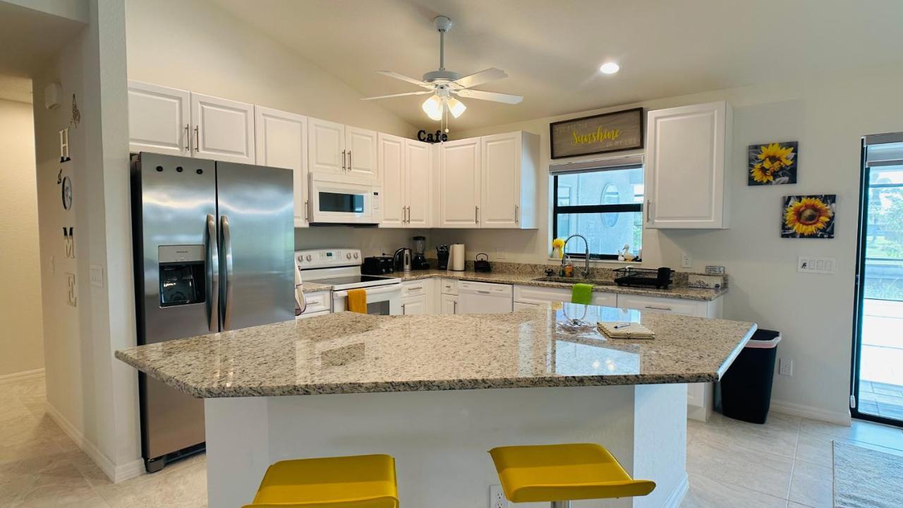 The Salt Life Get Away - Cape Coral, Florida Villa Eksteriør billede