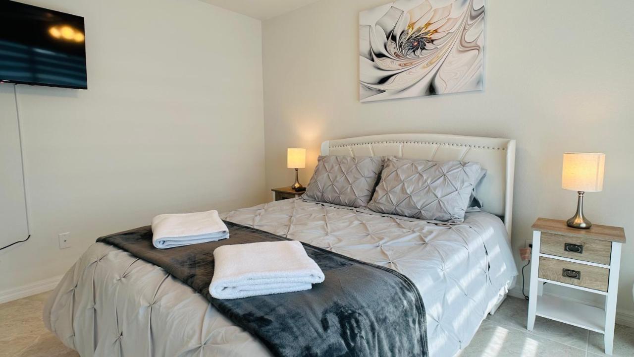 The Salt Life Get Away - Cape Coral, Florida Villa Eksteriør billede
